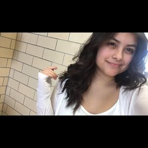 Meet your Posher, Thalia